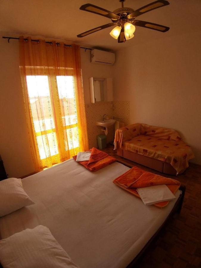 Balen Guest house Rab Town Buitenkant foto